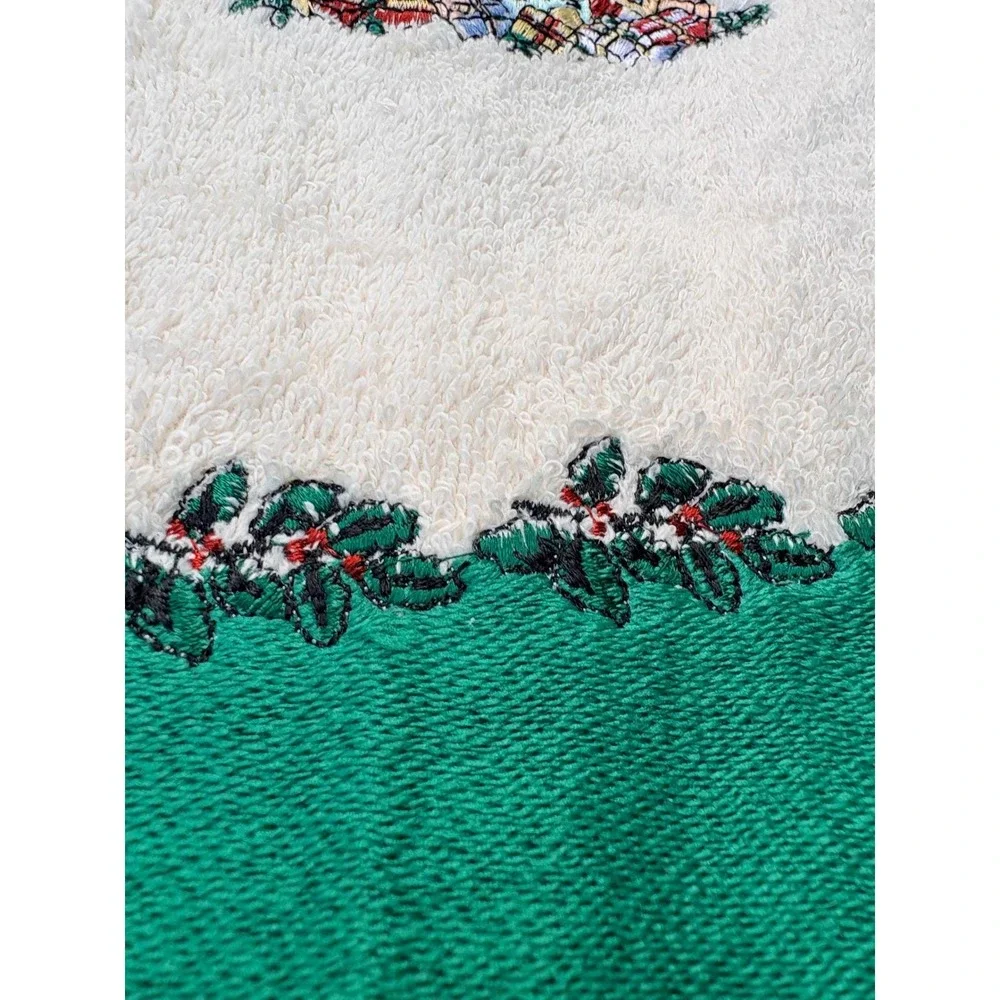 Spode Christmas Tree 4 Piece‎ Set 2 Bath Towels 1 Hand Towel 1 Oven Mitt Green